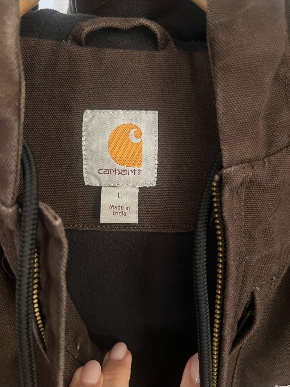 Men’s Carhartt Vest size large - Picture 3 of 3